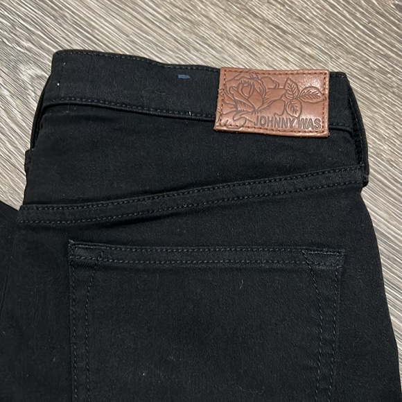Johnny Was black jeans new (wot) never worn size 28 skinny jeans - Picture 4 of 6